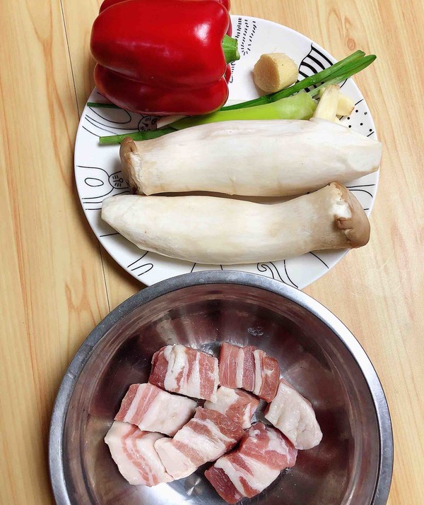 五花肉杏鮑菇（10分鐘快手菜）的做法-咸鮮味炒菜譜