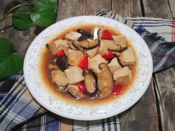 香菇燉豆腐的做法-家常味燉菜譜