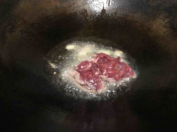 蘆蒿炒肉絲的做法-家常味炒菜譜