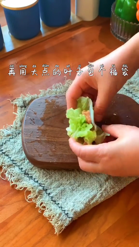 白菜肉卷的做法-家常味炒菜譜