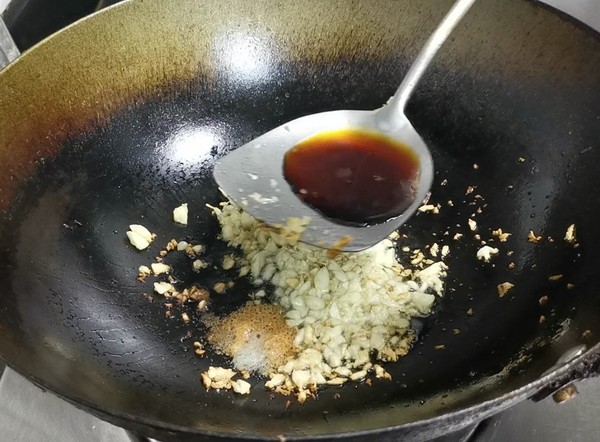 手撕雞肉的做法-家常味拌菜譜