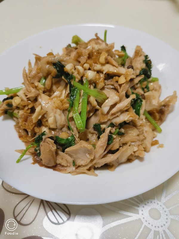 手撕雞肉的做法-家常味拌菜譜