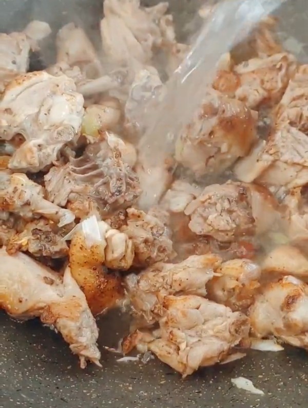 板栗鴨的做法-家常味其它工藝菜譜