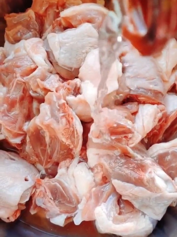 板栗鴨的做法-家常味其它工藝菜譜