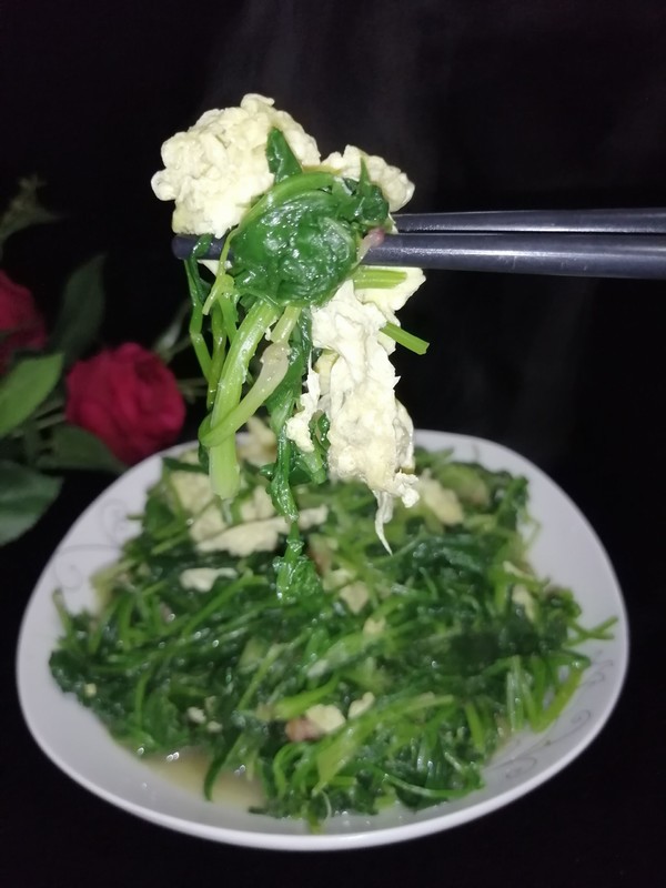 菠菜炒雞蛋的做法-家常味炒菜譜