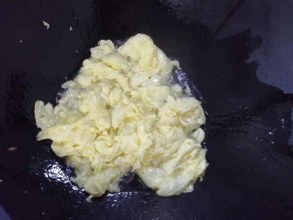 菠菜炒雞蛋的做法-家常味炒菜譜