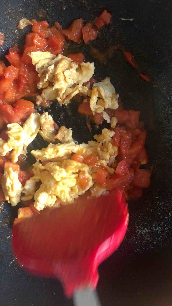 番茄雞蛋的做法-家常味炒菜譜