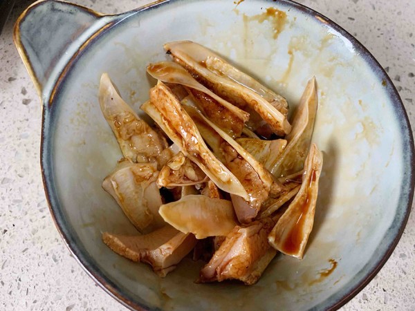 超簡單的辣炒雞脆骨的做法-香辣味炒菜譜