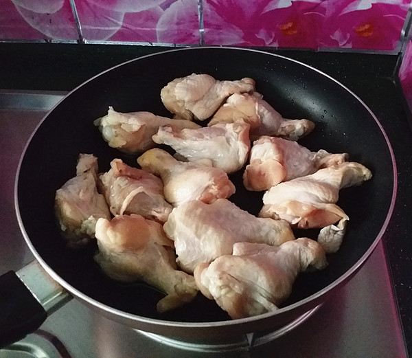 可樂雞翅根的做法-咸鮮味燒菜譜-易網健康養生網 可樂雞翅根的做法-咸鮮味燒菜譜