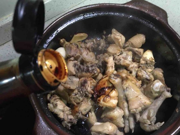 黃燜雞米飯的做法-咸鮮味燒菜譜-易網健康養生網 黃燜雞米飯的做法-咸鮮味燒菜譜