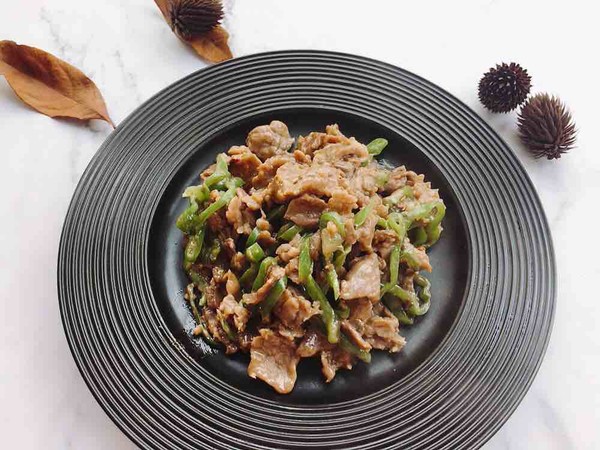 青椒炒牛肉的做法-家常味炒菜譜