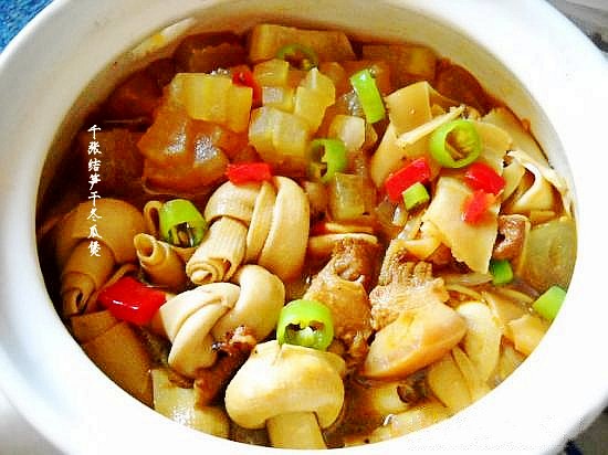 千張結筍干冬瓜煲的做法-家常味煲菜譜