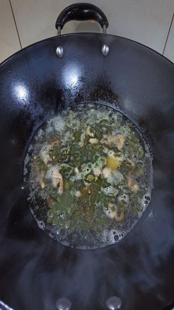 雪菜肉絲炒年糕的做法-咸鮮味炒菜譜