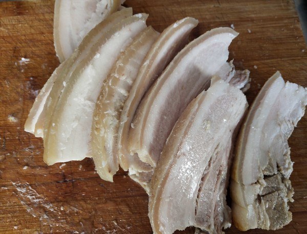 香糯小米扣肉的做法-家常味蒸菜譜