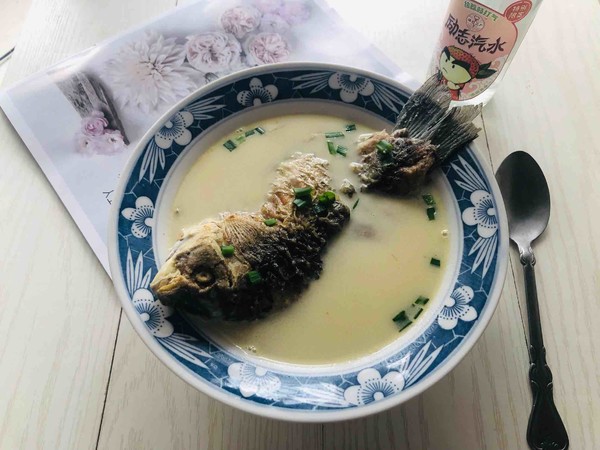 鯽魚湯的做法-家常味燉菜譜