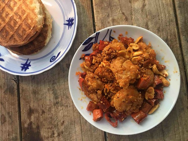 脆椒蝦仁的做法-香辣味炸菜譜