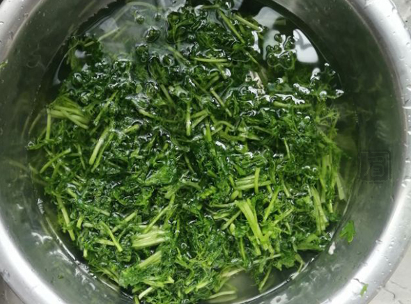 銀絲梗菜炒冬筍的做法-咸鮮味炒菜譜