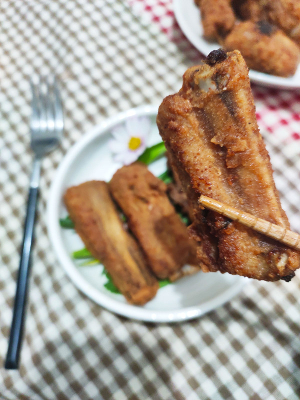 脆皮炸排骨的做法-家常味炸菜譜