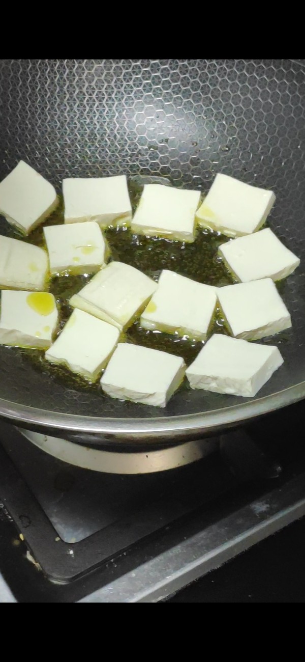 家常青菜豆腐，完美的搭檔，超級下飯！的做法-家常味煎菜譜