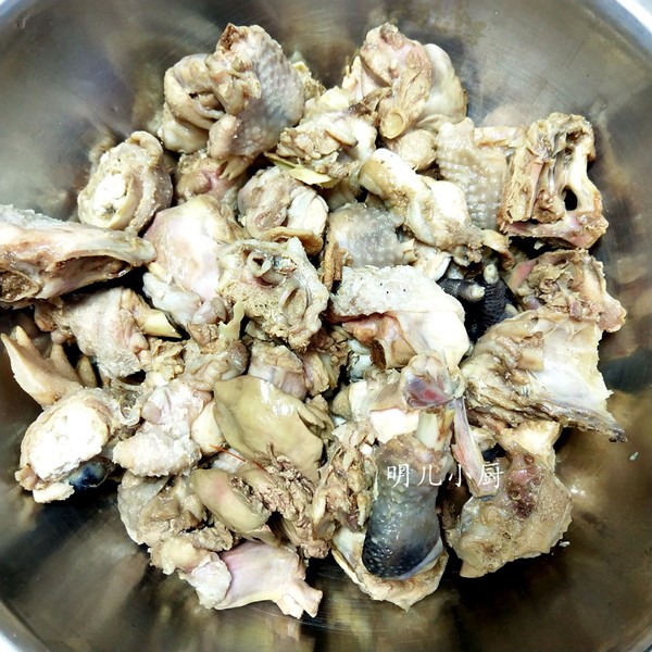 白玉菇燉雞的做法-家常味燉菜譜