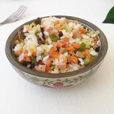 牛肉腸時蔬炒飯的做法-咸鮮味炒菜譜