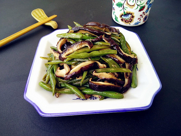 香菇豆角絲的做法-家常味炒菜譜