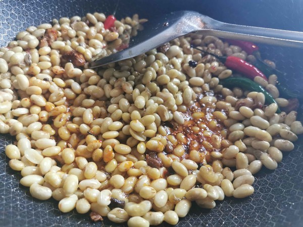 麻辣豆的做法-麻辣味炒菜譜