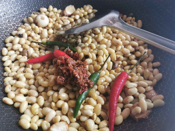 麻辣豆的做法-麻辣味炒菜譜