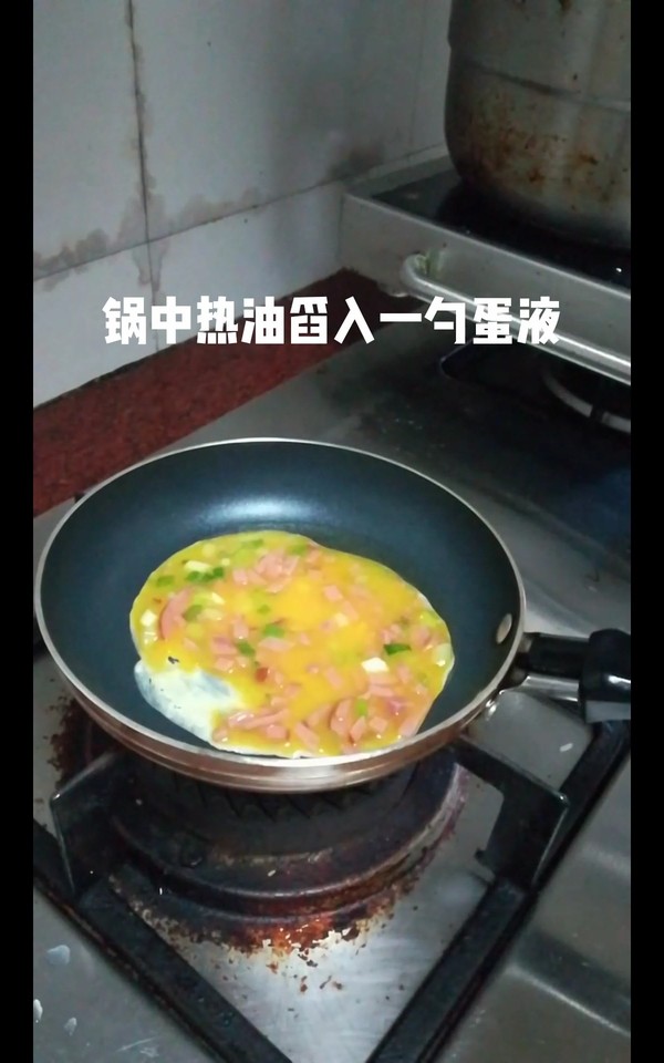 火腿粒煎蛋餅的做法-家常味煎菜譜