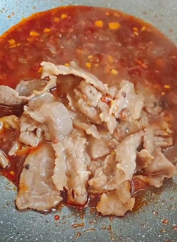 豆花牛柳的做法-麻辣味炒菜譜