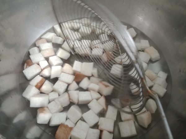 彩蔬雞丁的做法-家常味炒菜譜-易網(wǎng)健康養(yǎng)生網(wǎng) 彩蔬雞丁的做法-家常味炒菜譜