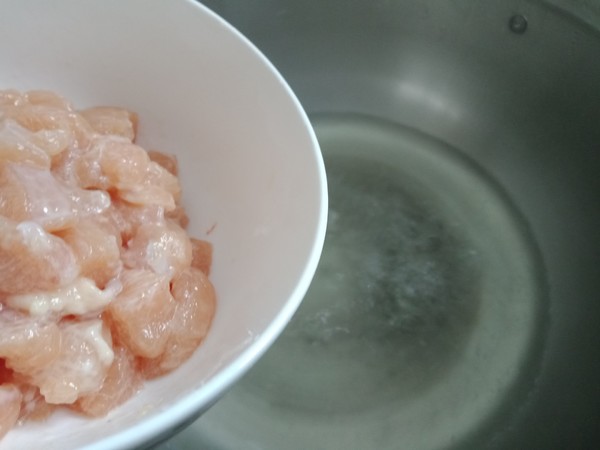 彩蔬雞丁的做法-家常味炒菜譜-易網(wǎng)健康養(yǎng)生網(wǎng) 彩蔬雞丁的做法-家常味炒菜譜