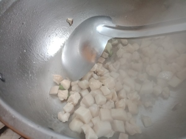 彩蔬雞丁的做法-家常味炒菜譜-易網(wǎng)健康養(yǎng)生網(wǎng) 彩蔬雞丁的做法-家常味炒菜譜