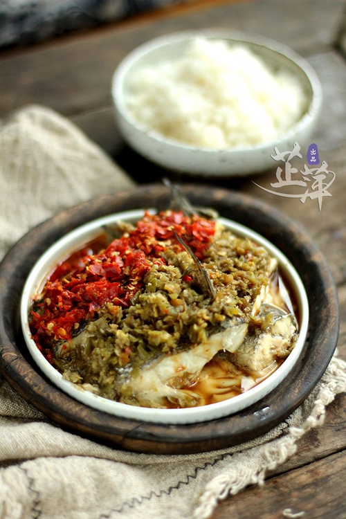 絕味雙椒蒸鱸魚的做法-香辣味蒸菜譜