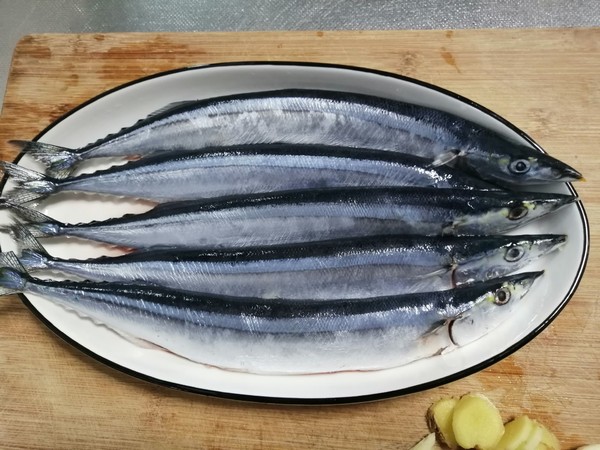 XO醬秋刀魚的做法-咸鮮味燒菜譜