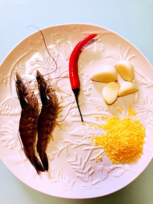 避風(fēng)塘炒蝦的做法-咸鮮味炒菜譜