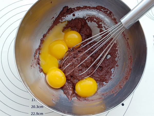 麋鹿蛋糕卷的做法-甜味烤菜譜