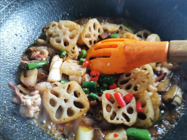 爆炒魷魚的做法-香辣味炒菜譜