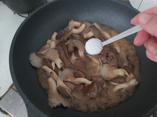 醬汁牛肉的做法-家常味炒菜譜