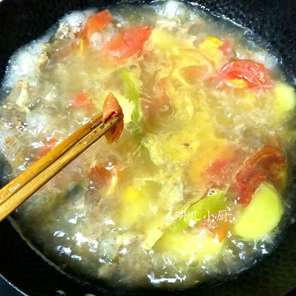 番茄牛肉湯的做法-家常味燉菜譜-易網(wǎng)健康養(yǎng)生網(wǎng) 番茄牛肉湯的做法-家常味燉菜譜