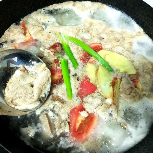 番茄牛肉湯的做法-家常味燉菜譜-易網(wǎng)健康養(yǎng)生網(wǎng) 番茄牛肉湯的做法-家常味燉菜譜