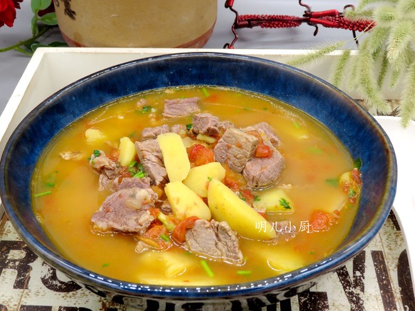 番茄牛肉湯的做法-家常味燉菜譜-易網(wǎng)健康養(yǎng)生網(wǎng) 番茄牛肉湯的做法-家常味燉菜譜