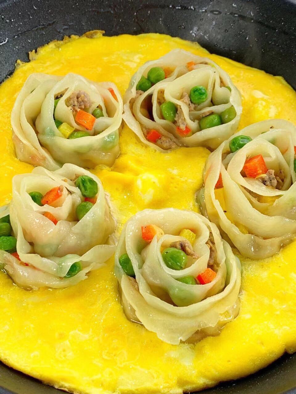 寶寶輔食  玫瑰蛋抱餃的做法-家常味煎菜譜