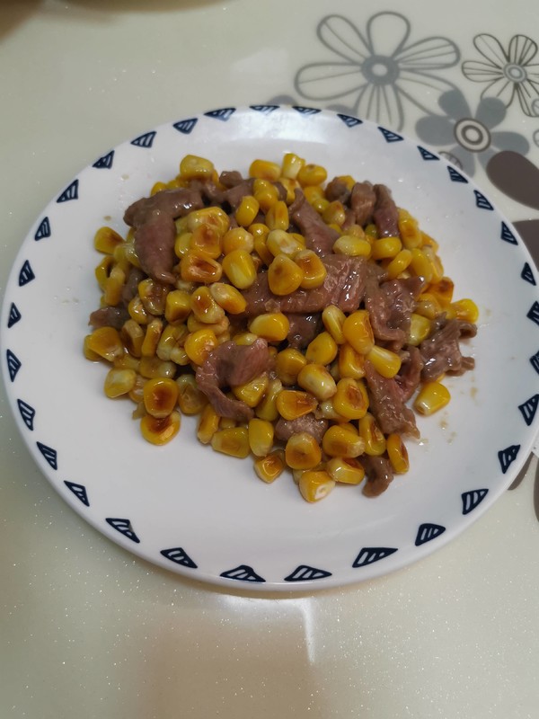 玉米炒牛肉的做法-家常味炒菜譜