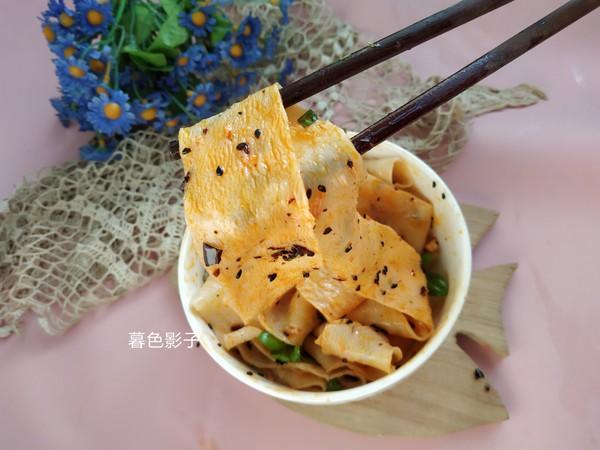 香辣紅油面皮的做法-香辣味煮菜譜