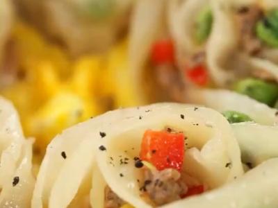 寶寶輔食  玫瑰蛋抱餃的做法-家常味煎菜譜