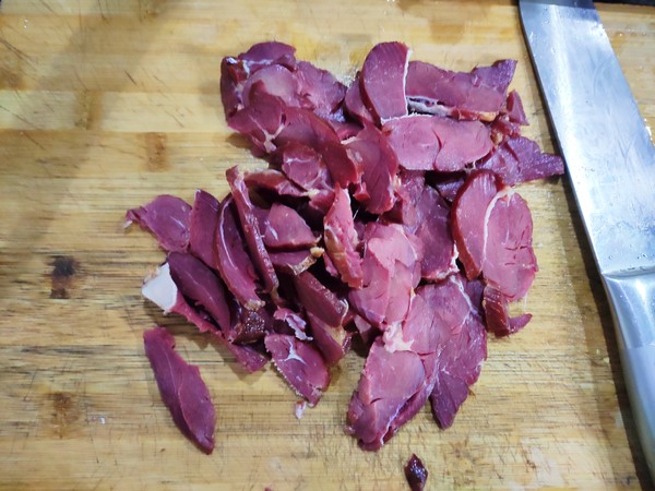 西葫蘆炒馬肉的做法-家常味炒菜譜