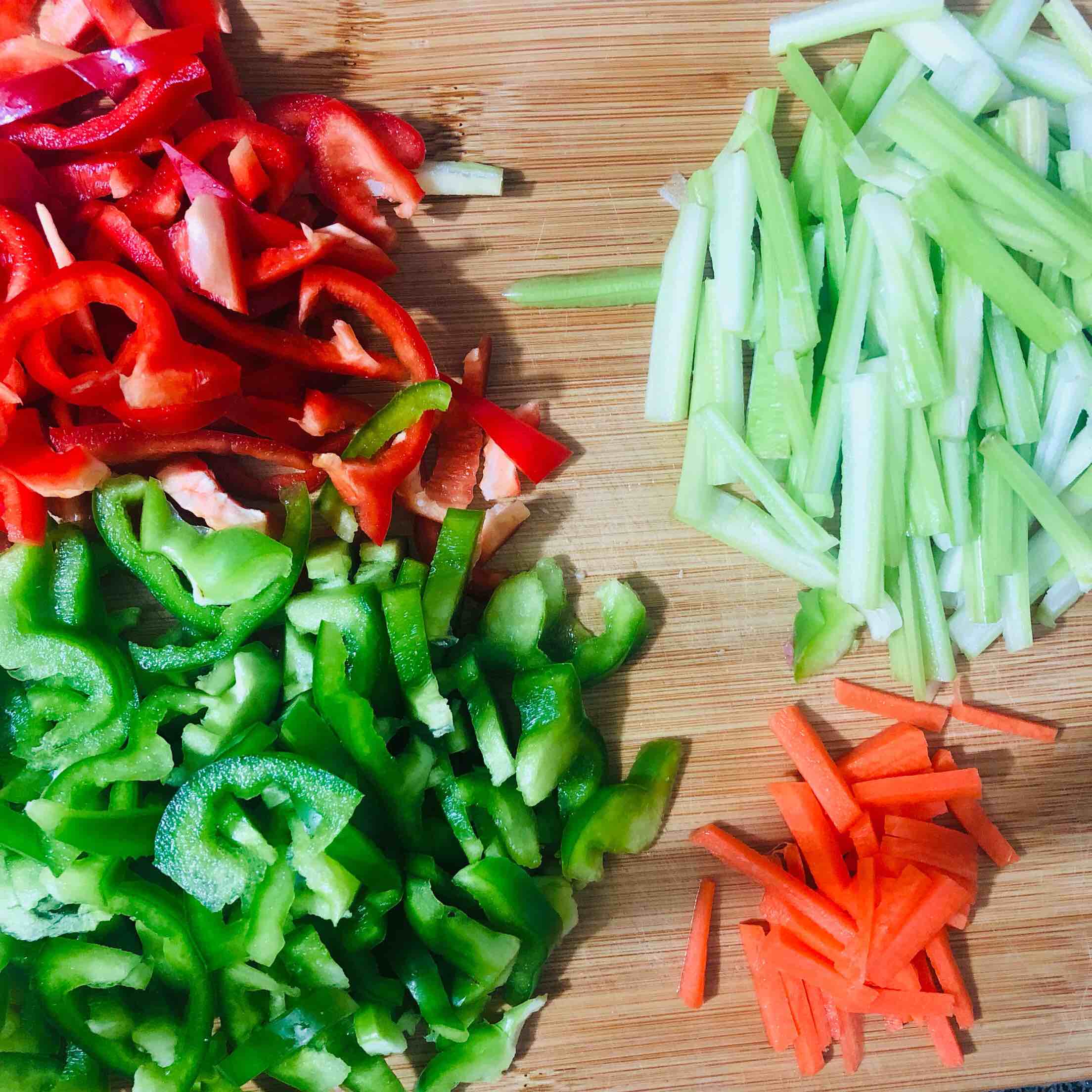 時蔬炒牛肉的做法-醬香味炒菜譜