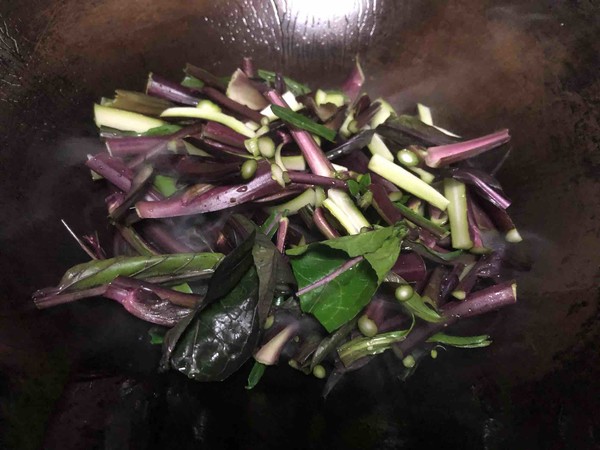 紫菜苔炒咸肉絲的做法-家常味炒菜譜