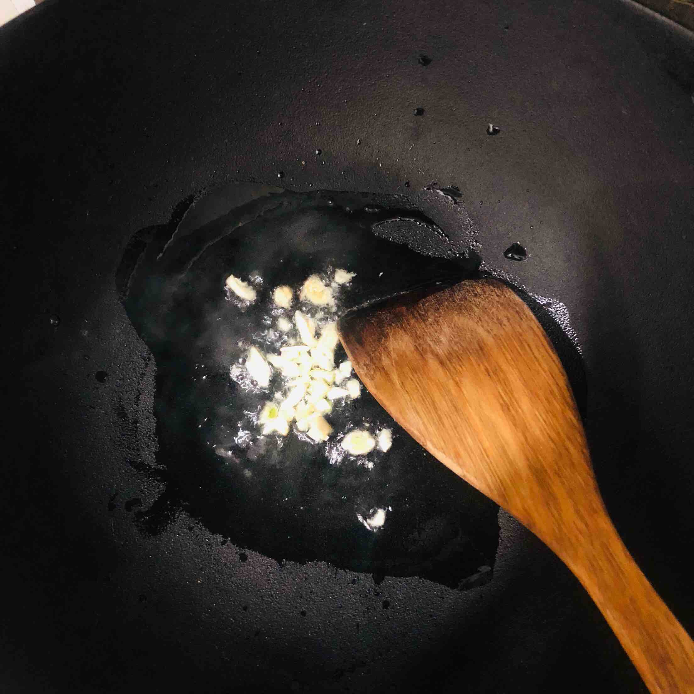 時蔬炒牛肉的做法-醬香味炒菜譜